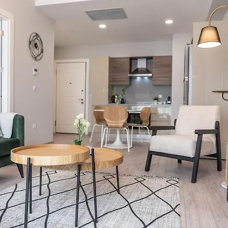 Modern Urban Apt- Relaxation In The Hustle *